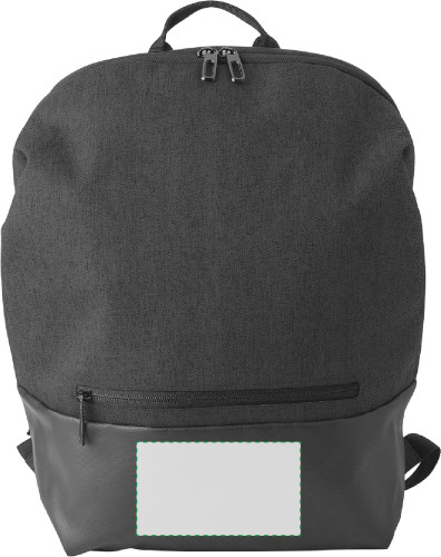 Sur la poche face avant