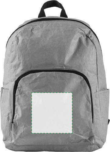 Sur la poche face avant