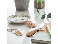 MILLAU. Porte-clés en liège